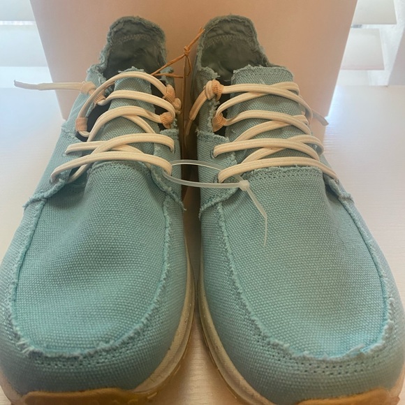 Casual Women's Sneakers in Light Blue - Picture 1 of 4